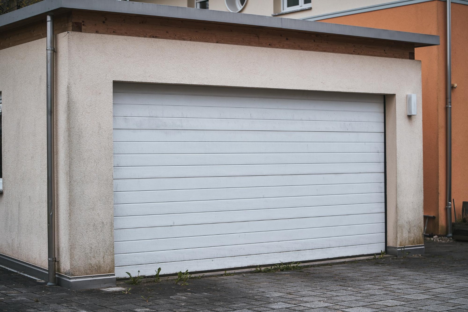 Porte de garage motorisée par Will Depannage 76